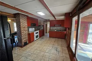 22 Oak St, Hopkinton, RI 02804 - Photo 7