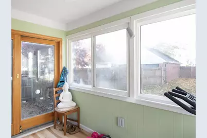 642 Pleasant Valley Parkway, Providence, RI 02908 - Photo 13