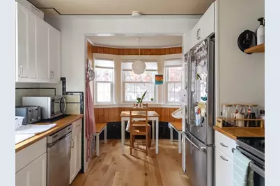 642 Pleasant Valley Parkway, Providence, RI 02908 - Photo 17