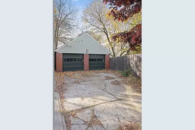 642 Pleasant Valley Parkway, Providence, RI 02908 - Photo 5