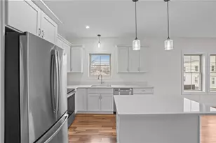 11 Stone St, Providence, RI 02904 - Photo 9