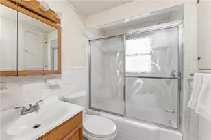 92 Rockland Ave, Woonsocket, RI 02895 - Photo 25