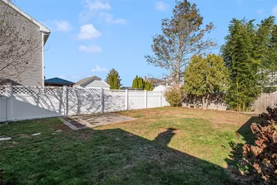 350 Fort Street, East Providence, RI 02914 - Photo 27