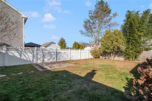 350 Fort St, East Providence, RI 02914 - Photo 27