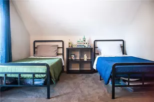 7 Squantum St, Cranston, RI 02920 - Photo 39