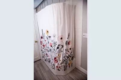 7 Squantum Street, Cranston, RI 02920 - Photo 27