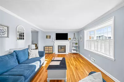 32 Woodbine Street, East Providence, RI 02915 - Photo 7