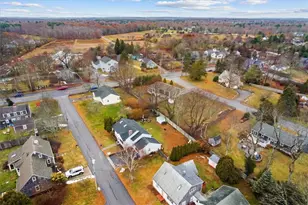 18 Randall Ln, Portsmouth, RI 02871 - Photo 27