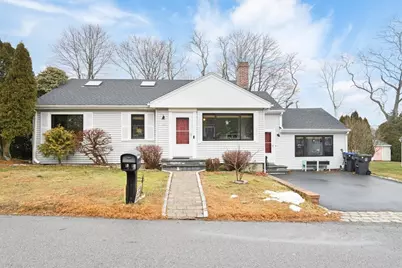 18 Randall Lane, Portsmouth, RI 02871 - Photo 1