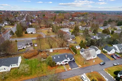 18 Randall Lane, Portsmouth, RI 02871 - Photo 25