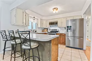 11 Genoa St, North Providence, RI 02904 - Photo 15