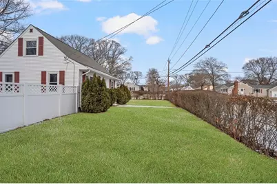 77 Buttonwoods Avenue, Warwick, RI 02886 - Photo 29