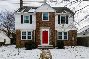 52 Parkside Dr, Providence, RI 02905 - Photo 1