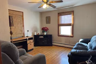 18 Fairmont Ave, Pawtucket, RI 02860 - Photo 9