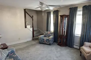 18 Fairmont Ave, Pawtucket, RI 02860 - Photo 5