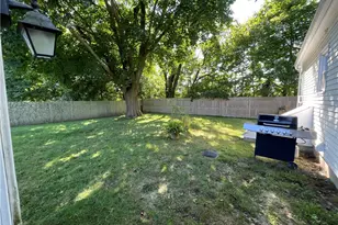 96 Jo Anne Ave, Portsmouth, RI 02871 - Photo 15