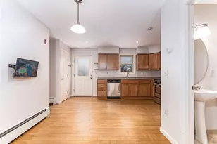 78 Barton St, Pawtucket, RI 02860 - Photo 9