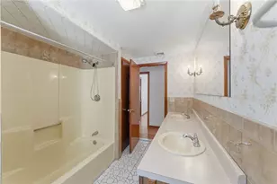 122 Rice Ave, East Providence, RI 02914 - Photo 17