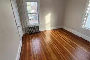 34 Heroux Ave, Woonsocket, RI 02895 - Photo 9