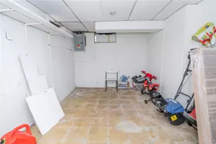 138 Oxford St, Providence, RI 02905 - Photo 25