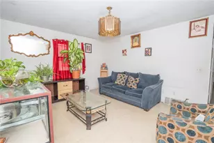 138 Oxford St, Providence, RI 02905 - Photo 3