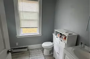 22 Bettez St, West Warwick, RI 02893 - Photo 9