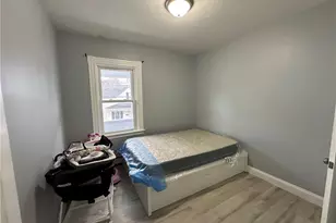 22 Bettez St, West Warwick, RI 02893 - Photo 21