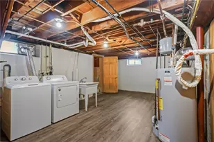 19 Salem Ave, Cranston, RI 02920 - Photo 31