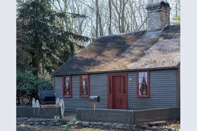 1724 South Road, South Kingstown, RI 02879 - Photo 3