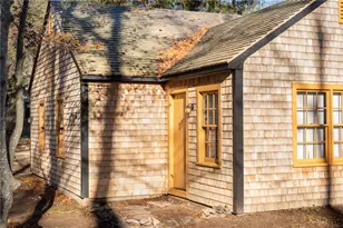 1724 S Rd, South Kingstown, RI 02879 - Photo 31