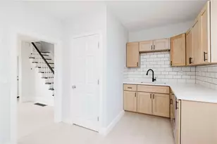 38 Madison St, Pawtucket, RI 02861 - Photo 7