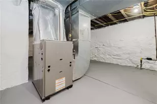 38 Madison St, Pawtucket, RI 02861 - Photo 43