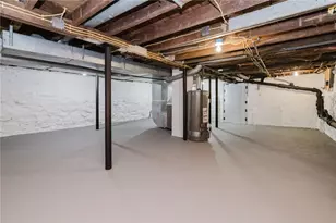 38 Madison St, Pawtucket, RI 02861 - Photo 39