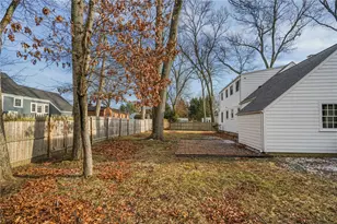 123 S Pierce Rd, East Greenwich, RI 02818 - Photo 19