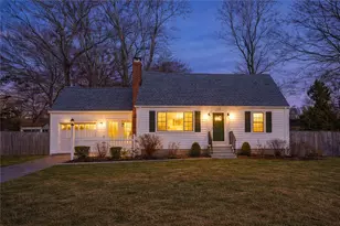 123 S Pierce Rd, East Greenwich, RI 02818 - Photo 1