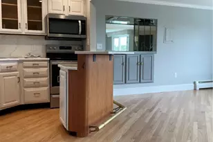 553 Bellevue Ave, Newport, RI 02840 - Photo 7