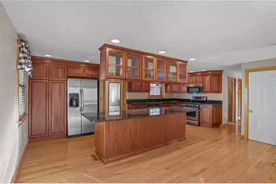 9 Holmes Road, Coventry, RI 02816 - Photo 5