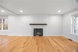 178 St Louis Ave, Woonsocket, RI 02895 - Photo 5