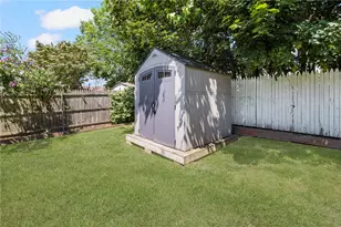 51 Old Oak Ave, Cranston, RI 02920 - Photo 33