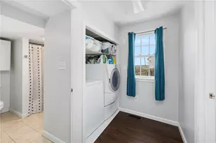 51 Old Oak Ave, Cranston, RI 02920 - Photo 27