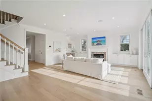 4 Lookout Ln, Portsmouth, RI 02871 - Photo 15