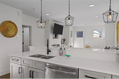 8 Cross Street #1, Newport, RI 02840 - Photo 9