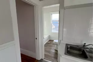 34 Heroux Ave, Woonsocket, RI 02895 - Photo 7