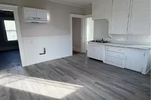 34 Heroux Ave, Woonsocket, RI 02895 - Photo 13