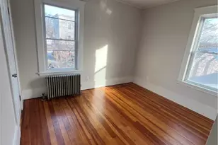 34 Heroux Ave, Woonsocket, RI 02895 - Photo 9