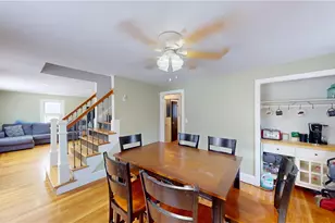 35 Welfare Ave, Warwick, RI 02888 - Photo 7