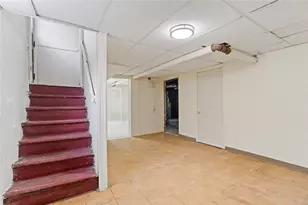 90 Garden St, Cranston, RI 02910 - Photo 35