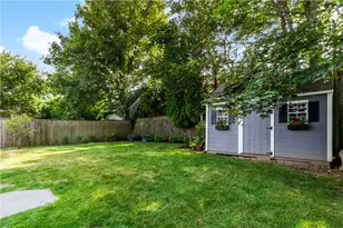 6 Gladding Ct, Newport, RI 02840 - Photo 23