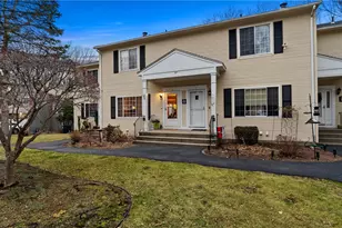 37 Eagle Run, Warwick, RI 02818 - Photo 1