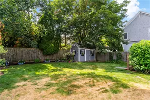 6 Gladding Ct, Newport, RI 02840 - Photo 23